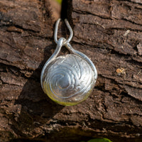 Swirl bead