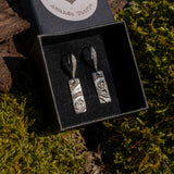 Oblong pattern earrings