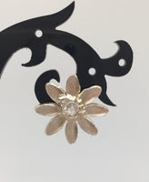 Flower studs